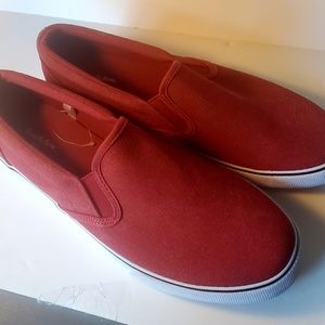 Men's Goodfellow size 11 maroon sneaker